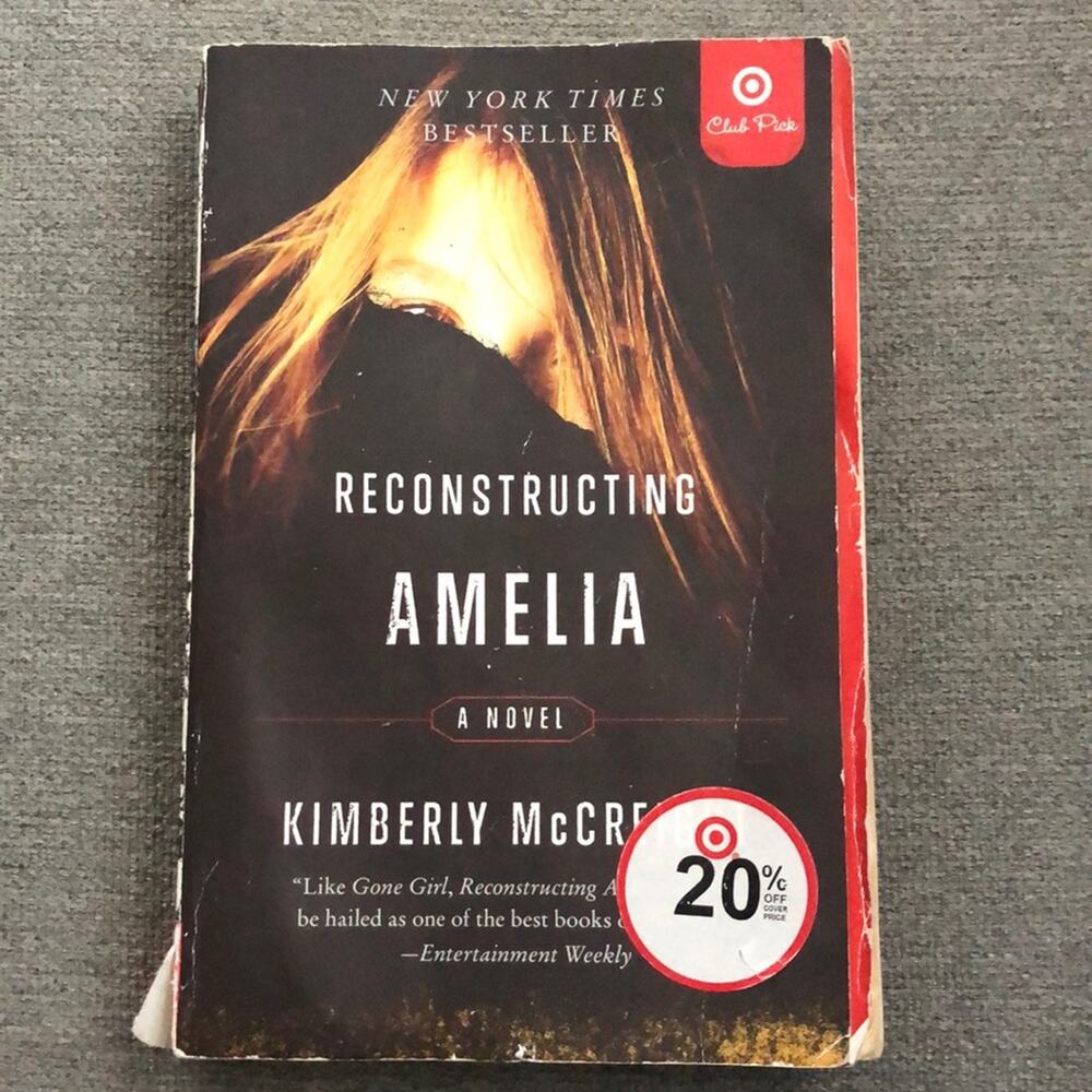 Reconstructing Amelia Paperback Book